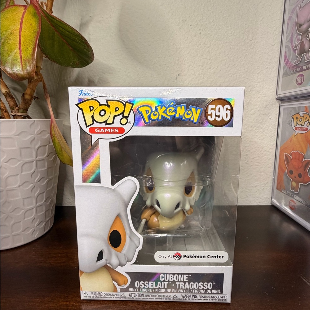 Funko POP! Cubone Pearlescent Pokemon Center Exclusive #596 With Protector